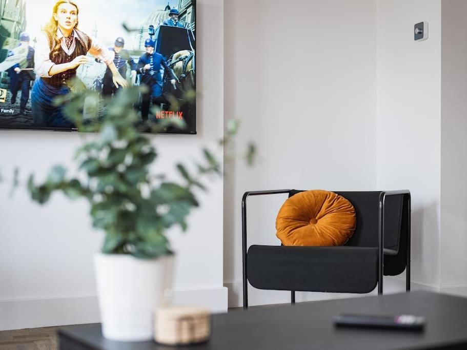 Isaacs View - First Floor Apartment คลีทอร์ปส์ ภายนอก รูปภาพ